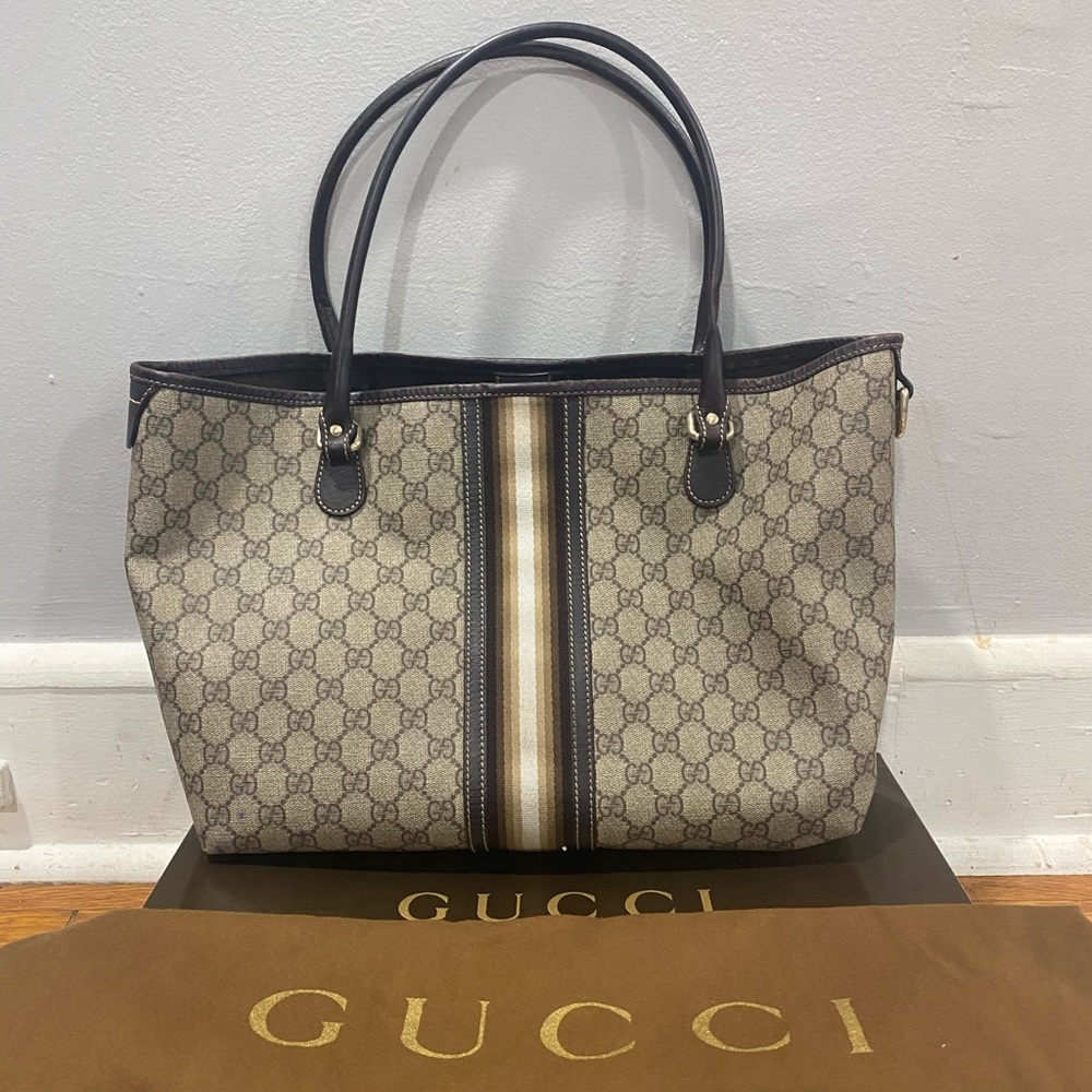 SOLD!! Gucci tote bag. 100% authentic